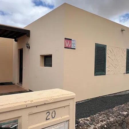 Anahi Homes Corralejo- Dracaena 20