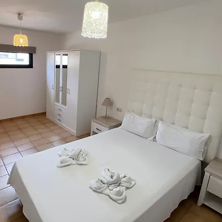 Anahi Homes Corralejo- Dracaena 20 Holiday home La Oliva